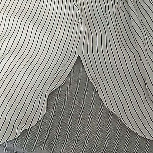 MARCIANO Purple Lined Sleeveless Tank Blouse Size Small-282 - Picture 7 of 11